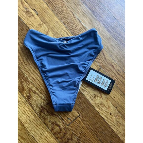 Vix by Paula Hermanny Solid Hot Pant Bikini Bottom size XS NWT NEW Grey - Picture 1 of 5
